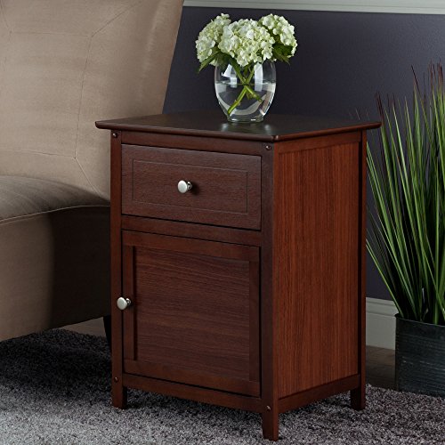 Winsome Wood Beechwood End/Accent Table